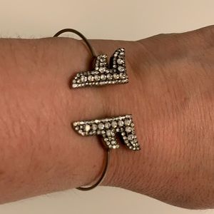 Fendi rhinestone bracelet New with a box